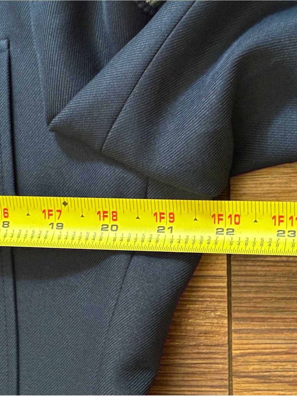 Vintage 1990 USAF Senior Airman E4 Dress Blue Military Coat 41R - Picture 4 of 16